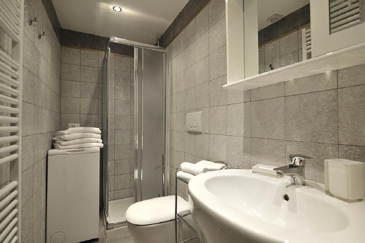 Palace La Vida Apartments By Wonderful Italy Venice Exterior photo